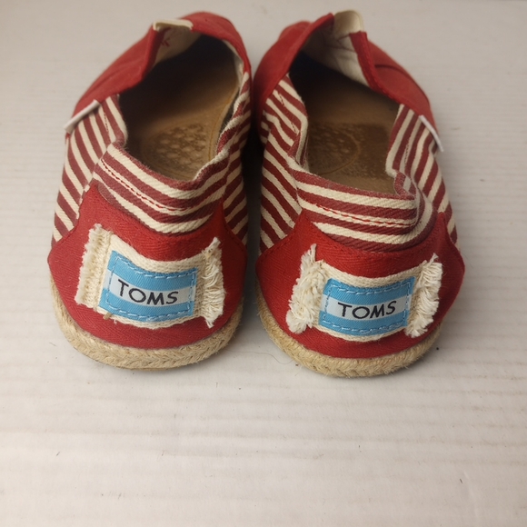 TOMS Slip On Comfort Flats Shoes, Red White,Womens Size 9.5 - Picture 5 of 9